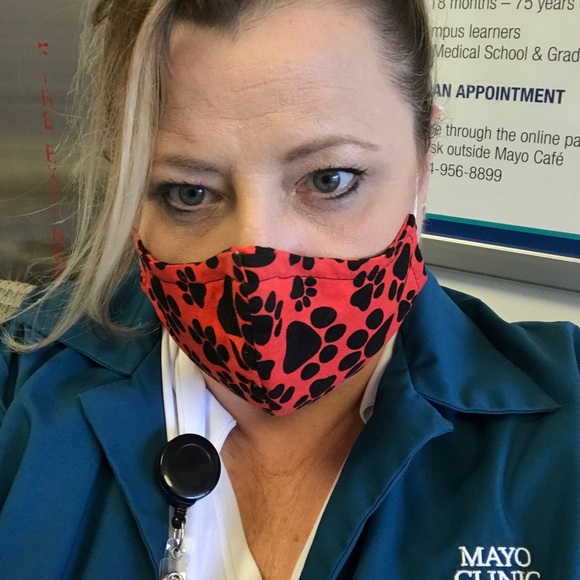 Meet your Posher, Niki - Picture 5 of 5